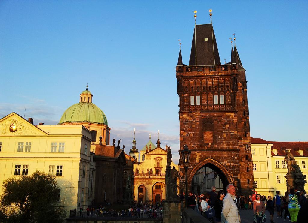 Studio Karluv Most Prague Bilik gambar