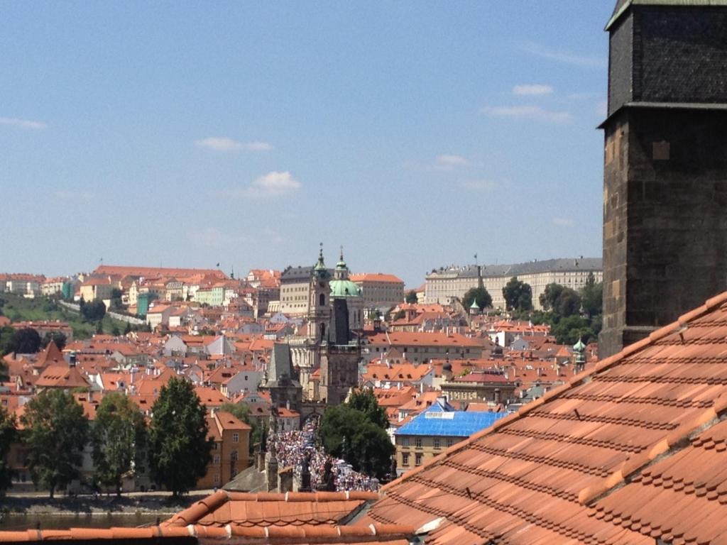 Studio Karluv Most Prague Luaran gambar